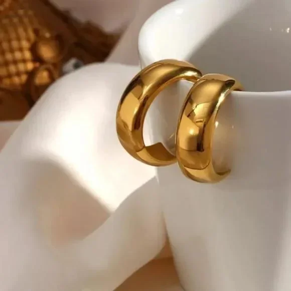 New Chunky Ice Hoop 18K Hoop Earrings, NICE EARRINGS, CUTE EARRINGS - Picture 3 of 7